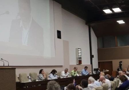 Héctor Rodríguez, membro dell'Ufficio Politico del Comitato Centrale del Partito Comunista del Venezuela, interviene al 22° IMCWP, L'Avana, Cuba, 28 ottobre 2022