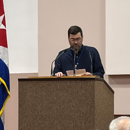 Karl Gunnarson, segretario internazionale del Partito Comunista di Svezia (SKP), interviene al 22° IMCWP, L'Avana, Cuba, 27-29 ottobre 2022 / riktpunkt.nu